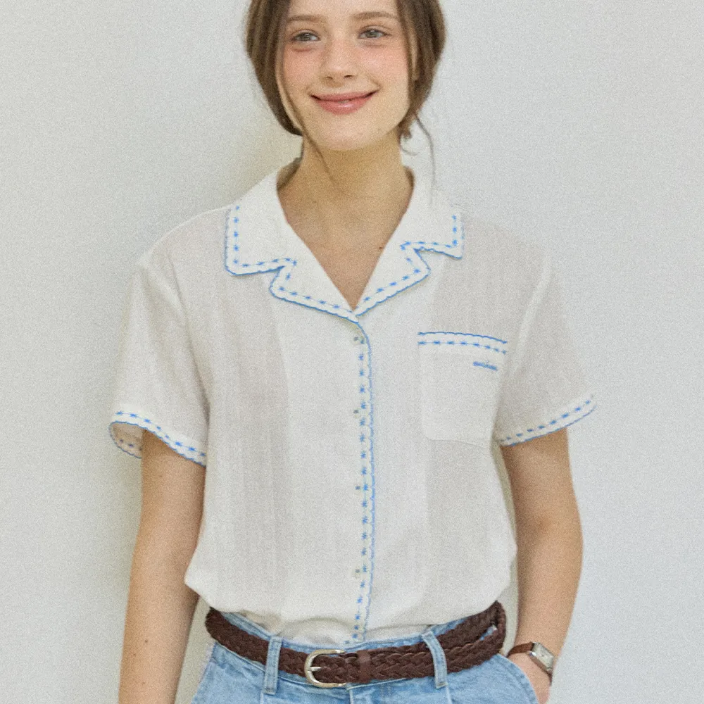 Delion Embroidery Blouse - White