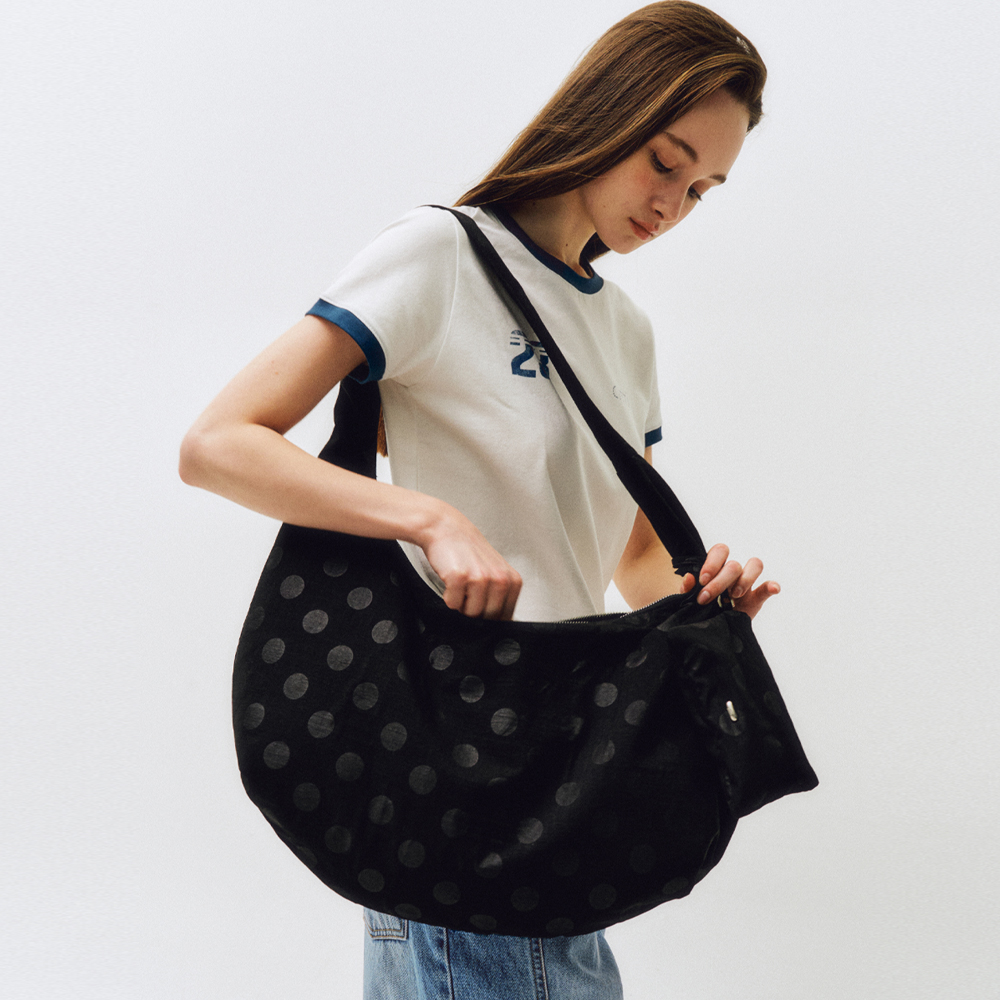 【more jude】 韓国人気★2way Jude Buddy Dot bag more jude】 韓国人気☆2way Jude Buddy bag バッグ・カバン