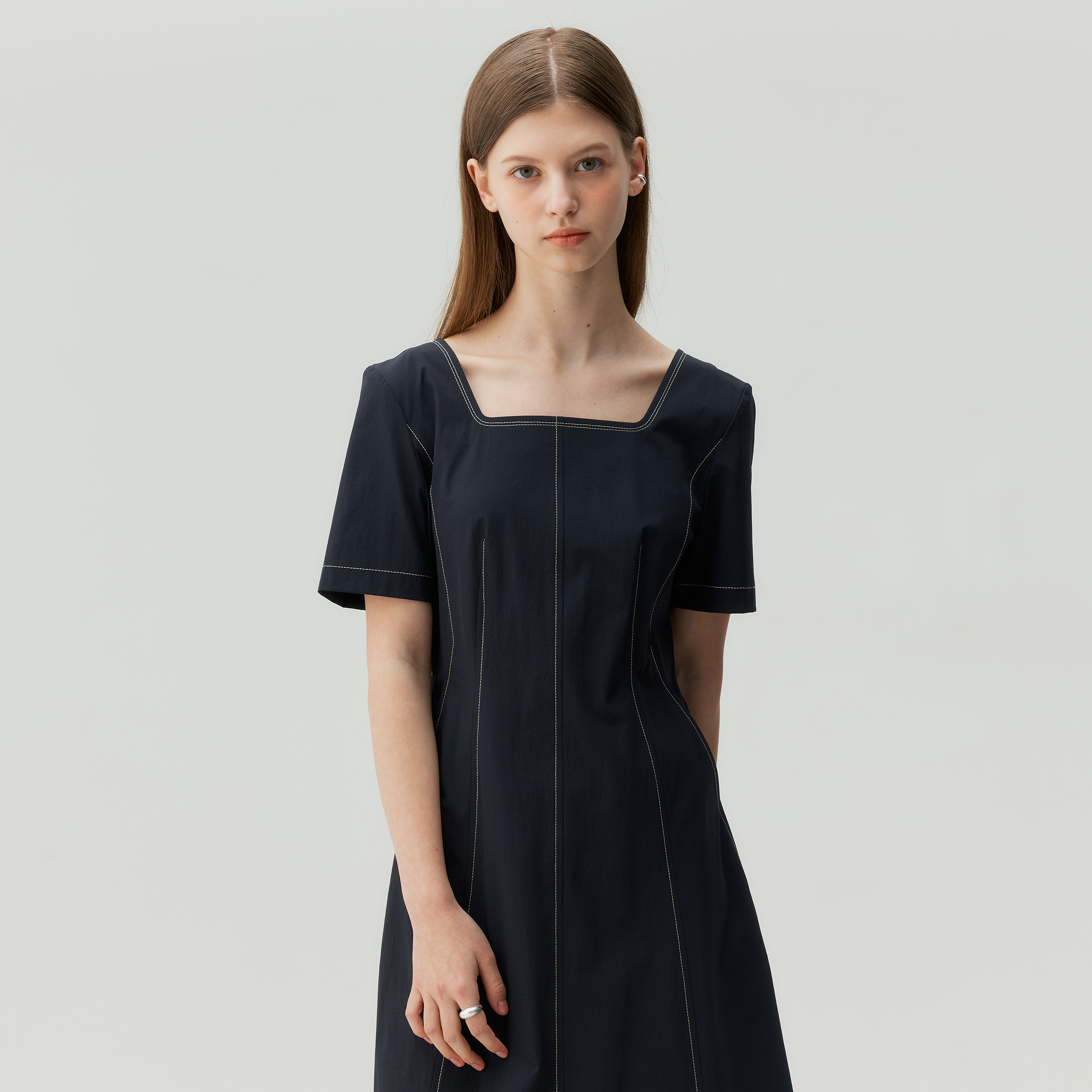 24SS clove] Half Zip-Up Dress (Black) - 감도 깊은 취향