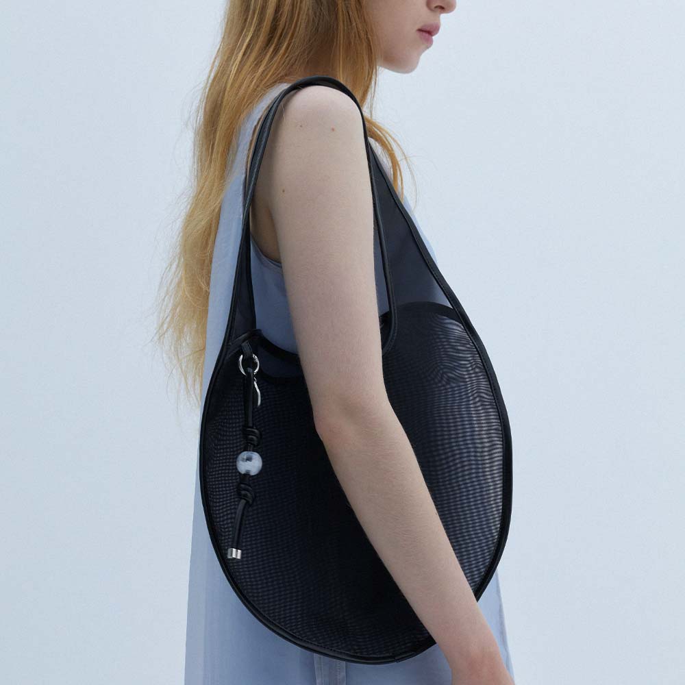 Lake 13 Laptop Clutch_Silver - 감도 깊은 취향 셀렉트샵 29CM