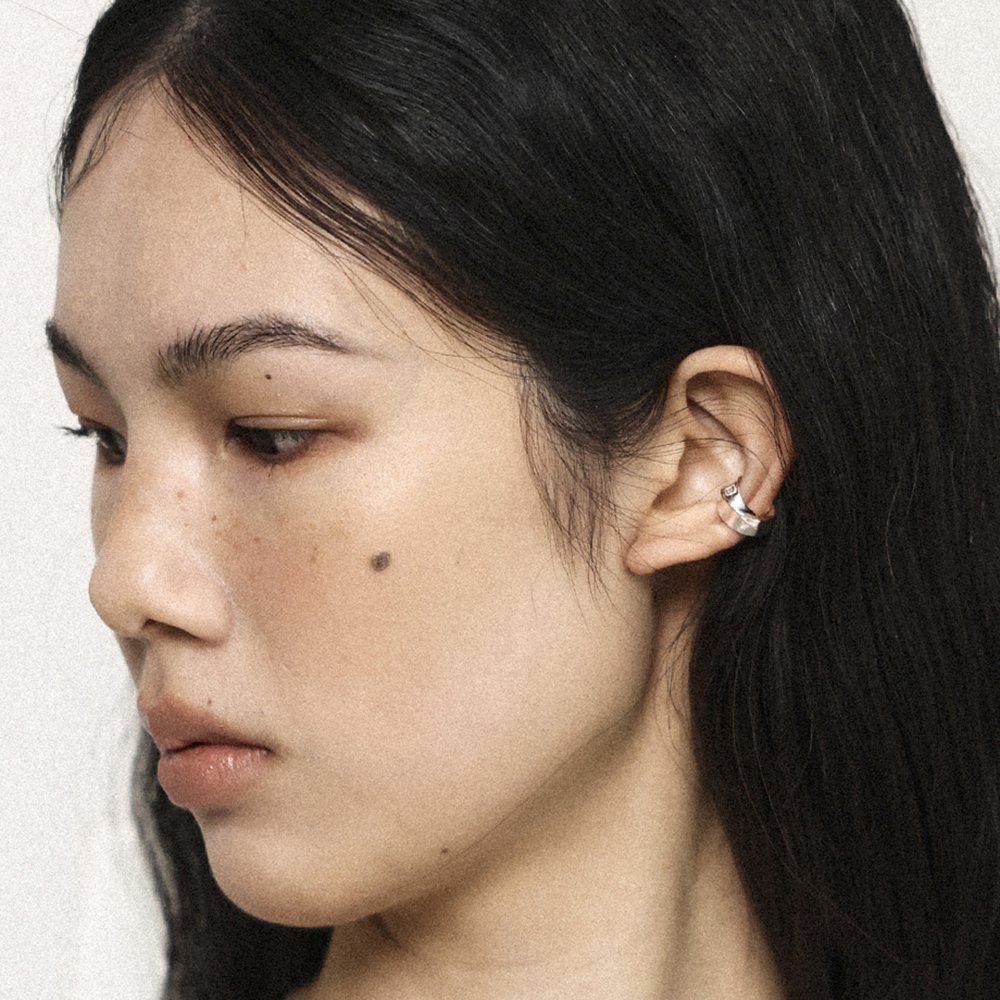 イヤリング TATIANA SILVER925 Heart Cubic Chips Earcuff EC1929 MUSINSA | TATIANA (SILVER925) Heart Cubic Chips Earcuff EC1929
