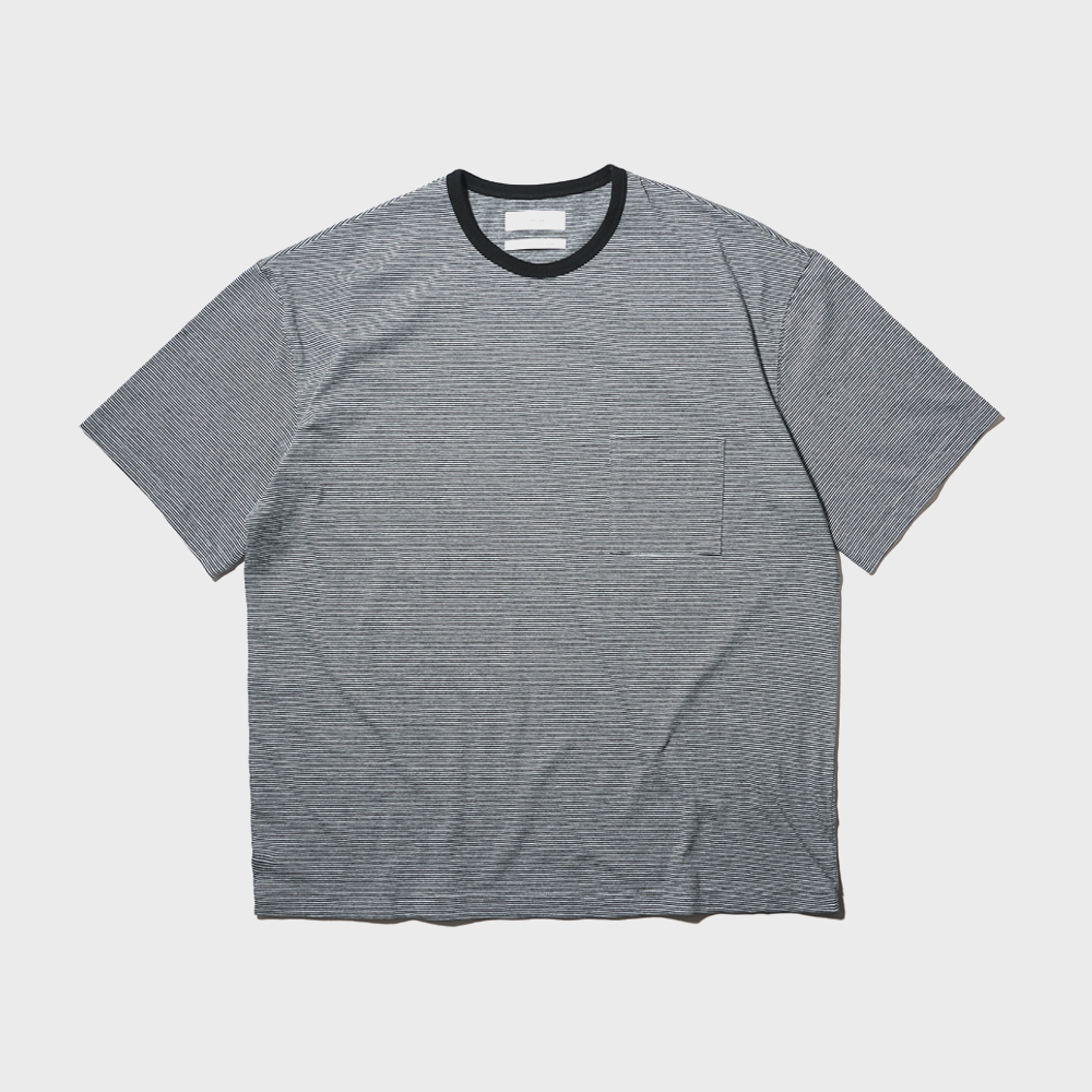 [GRAVER]★25SS★韓国人気★TRIO STRIPE SHORT SLEEVE TEE 25SS] Multi Stripe Short Sleeve - Black - 감도 깊은 취향