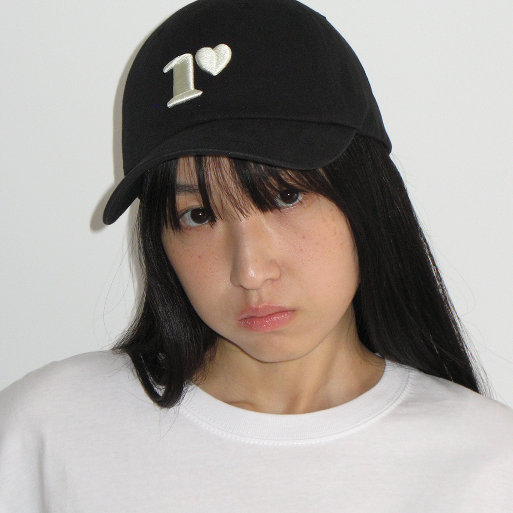 ◆as if calie◆ CALIE HEART BALL CAP WHITE CA24CAC001WT CALIE HEART BALL CAP WHITE - 감도 깊은 취향 셀렉트샵 29CM