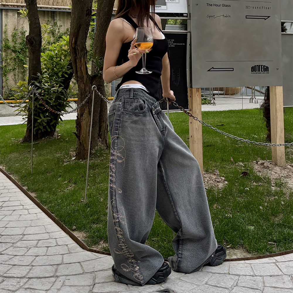 [YEEL] YEEL SIDE CUBIC DENIM PANTS ★大人気★ WONDER NOAH | 3D Candy Chain Print Curved Denim Jeans