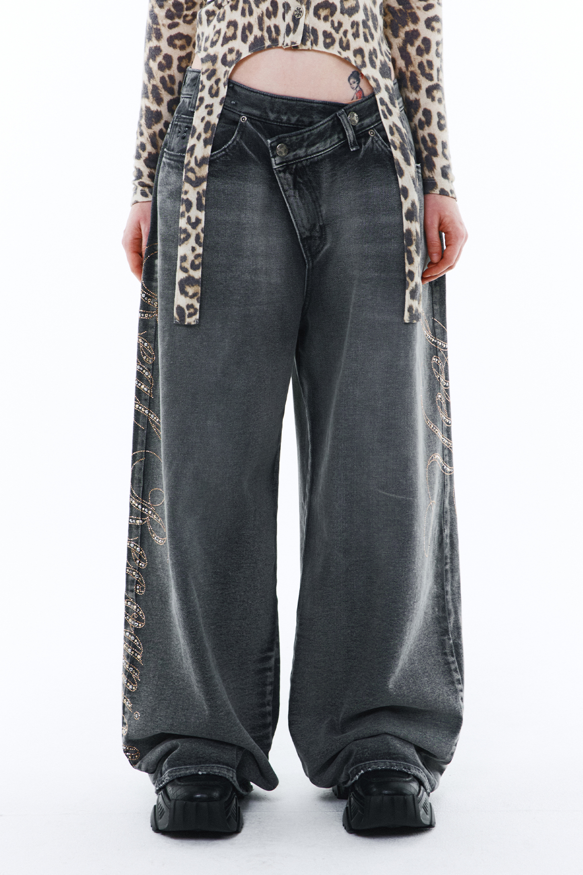 ★YEEL★ YEEL SIDE CUBIC DENIM PANTS YEEL SIDE CUBIC DENIM PANTS BLACK - 감도 깊은 취향 셀렉트샵 29CM