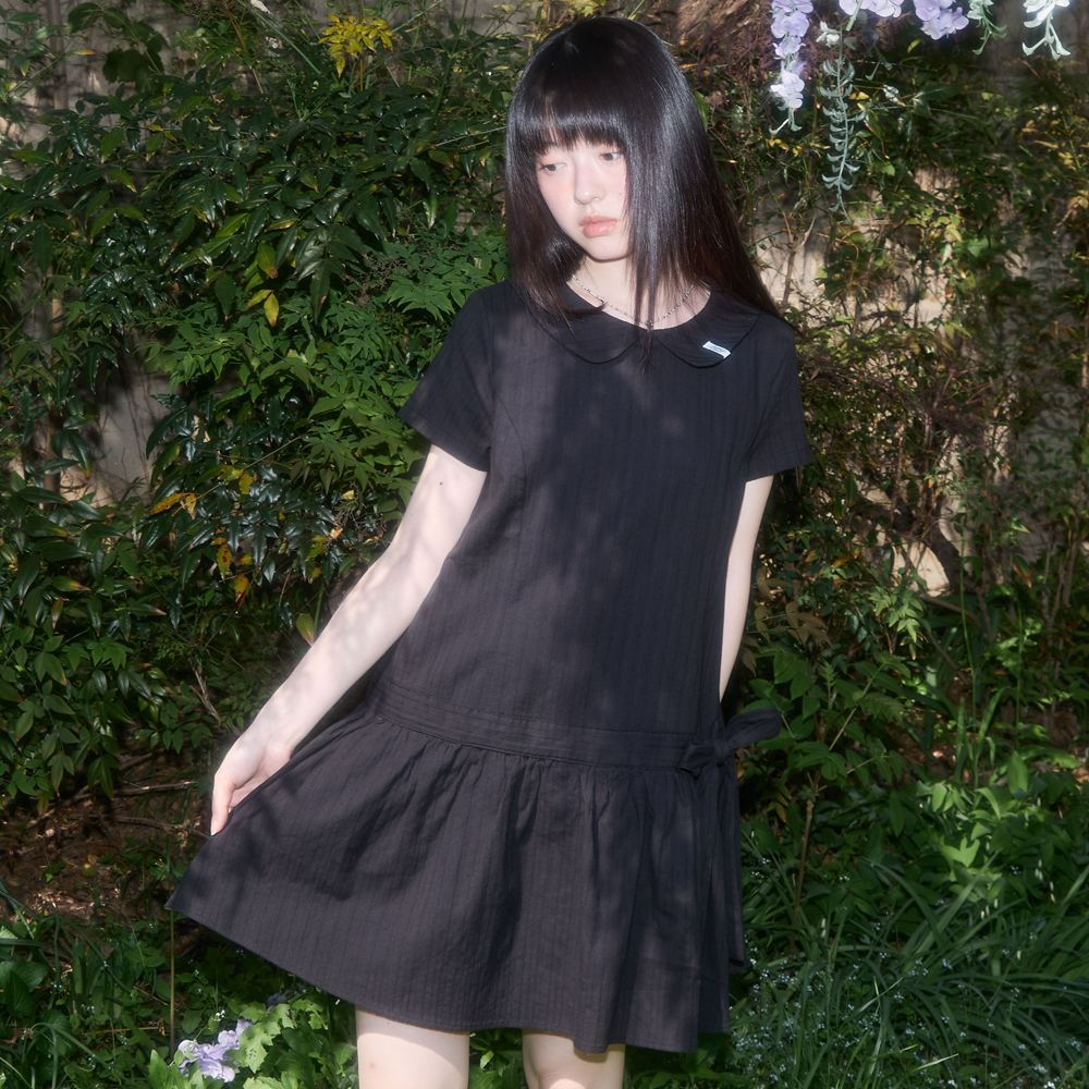 RIBBON LOW-RISE MINI DRESS (BLACK) F25QD821 - 감도 깊은 취향