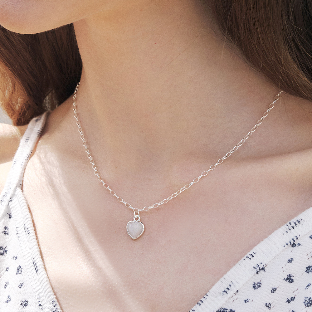 SILVER925) Heart Cubic chips Heart Necklace NZ2031 - 감도