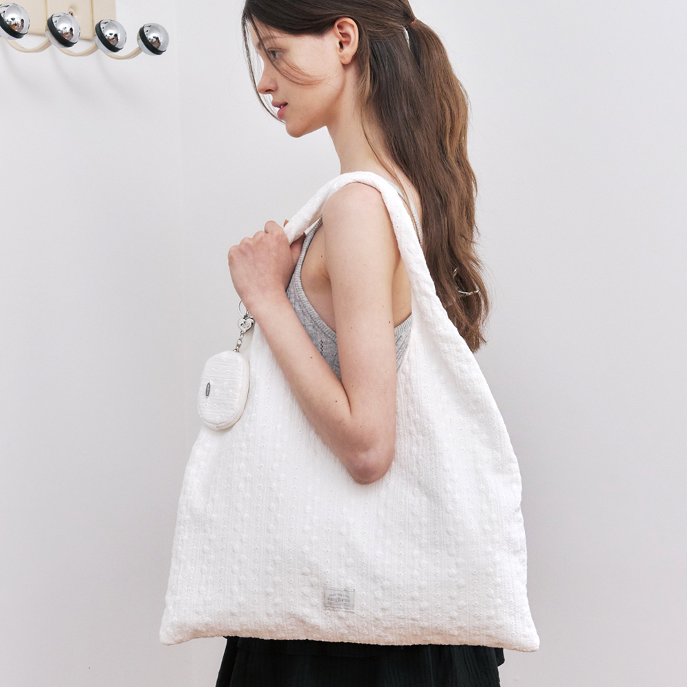 farrier basket bag (crinkle black) - 감도 깊은 취향 셀렉트샵
