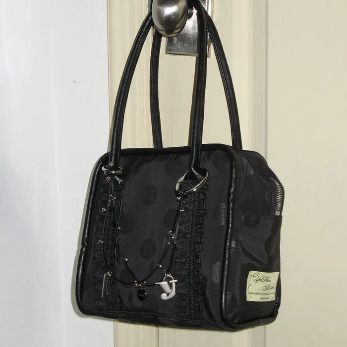 【YEOMIM】 MINI BOX Dot BAG ★送料・関税込★大人気★ MINI BOX Dot BAG◇YEOMIM◇限定版-Black & Navy (YEOMIM