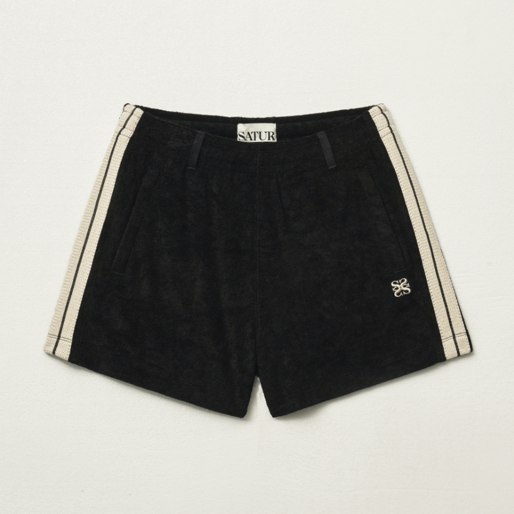 Beige Label Button Shorts - Black - 감도 깊은 취향 셀렉트샵 29CM