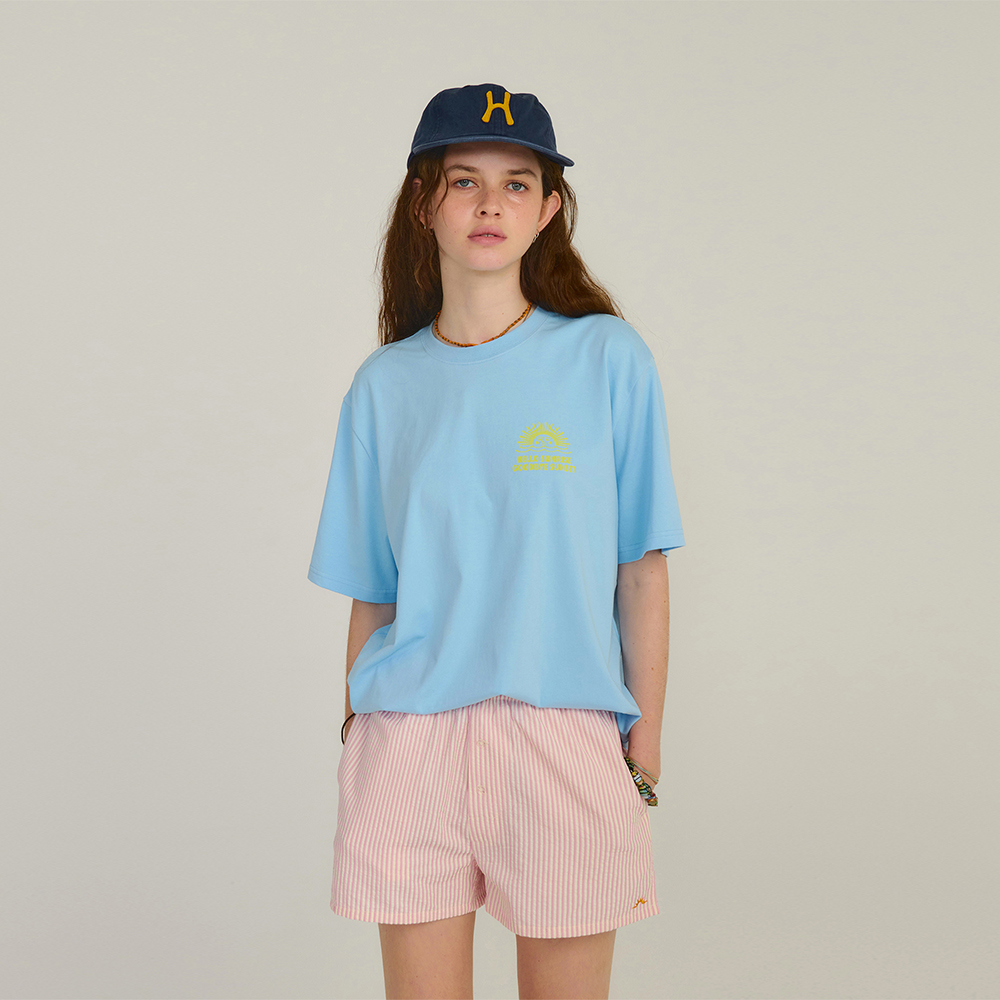 【HELLO SUNRISE】 HS Doodle Typo Stitch Tee / 追跡付 HELLO SUNRISE】 HS Doodle Typo Stitch Tee / 追跡付 (Hello