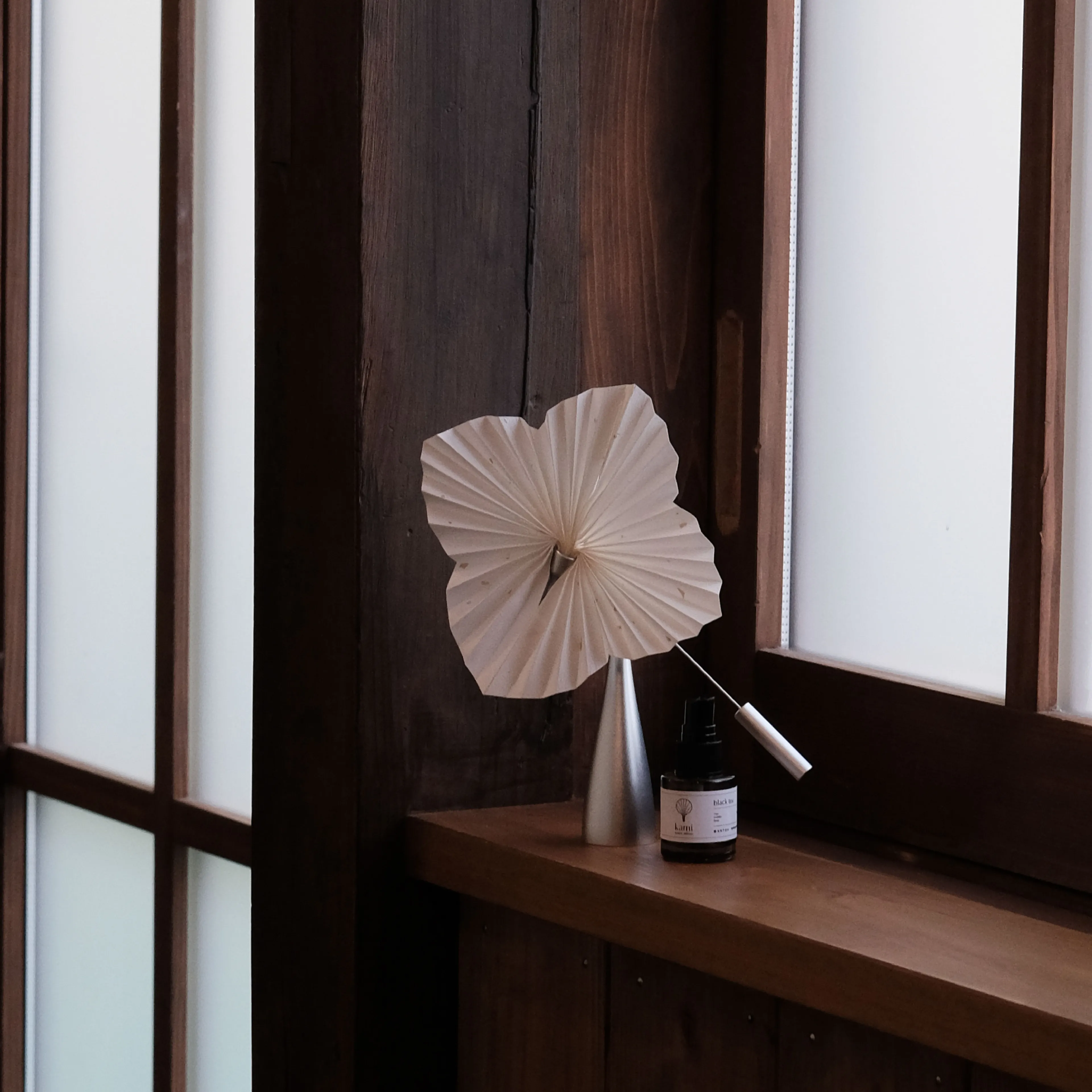 Kami Kinetic Diffuser 감