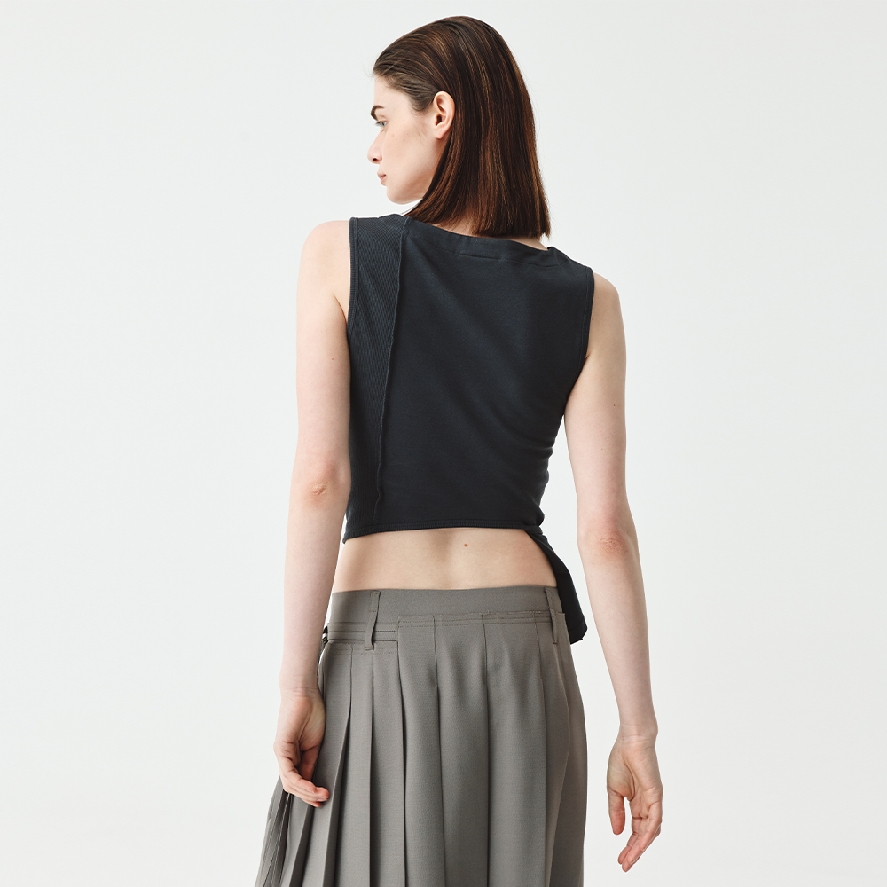 MATIN KIM ■ BACK TWIST UNBALANCE JERSEY SLEEVELESS KIMMATIN] BACK TWIST UNBALANCE JERSEY SLEEVELESS (2 COLORS