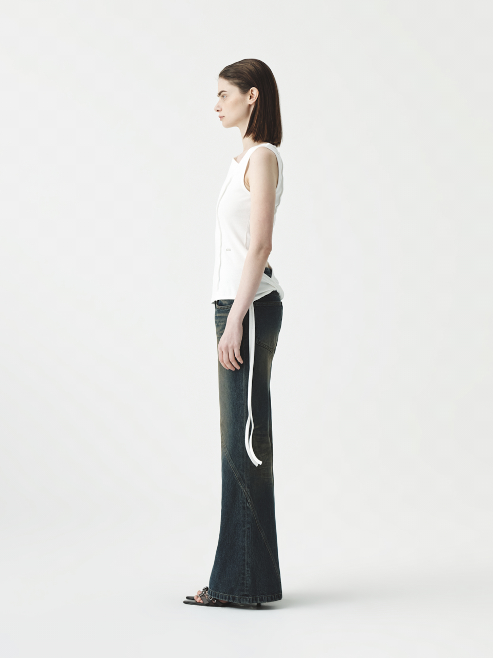 MATIN KIM ■ BACK TWIST UNBALANCE JERSEY SLEEVELESS BACK TWIST UNBALANCE JERSEY SLEEVELESS IN CHARCOAL - MATINKIM