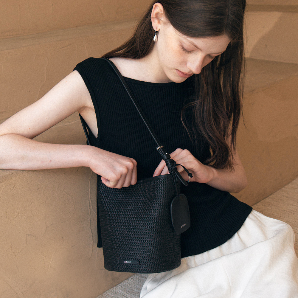 【DE MERIEL】Veneta Weaving Bucket Bag☆韓国☆バッグ☆送料込 드메리엘