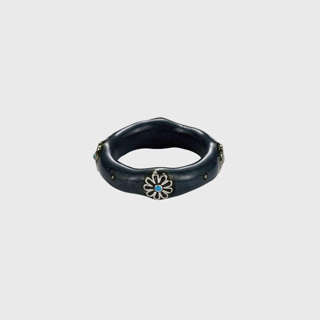 [韓国人気ジュエリー] nff Petal String Ring Black Nff Petal String Ring STYLE | KREAM