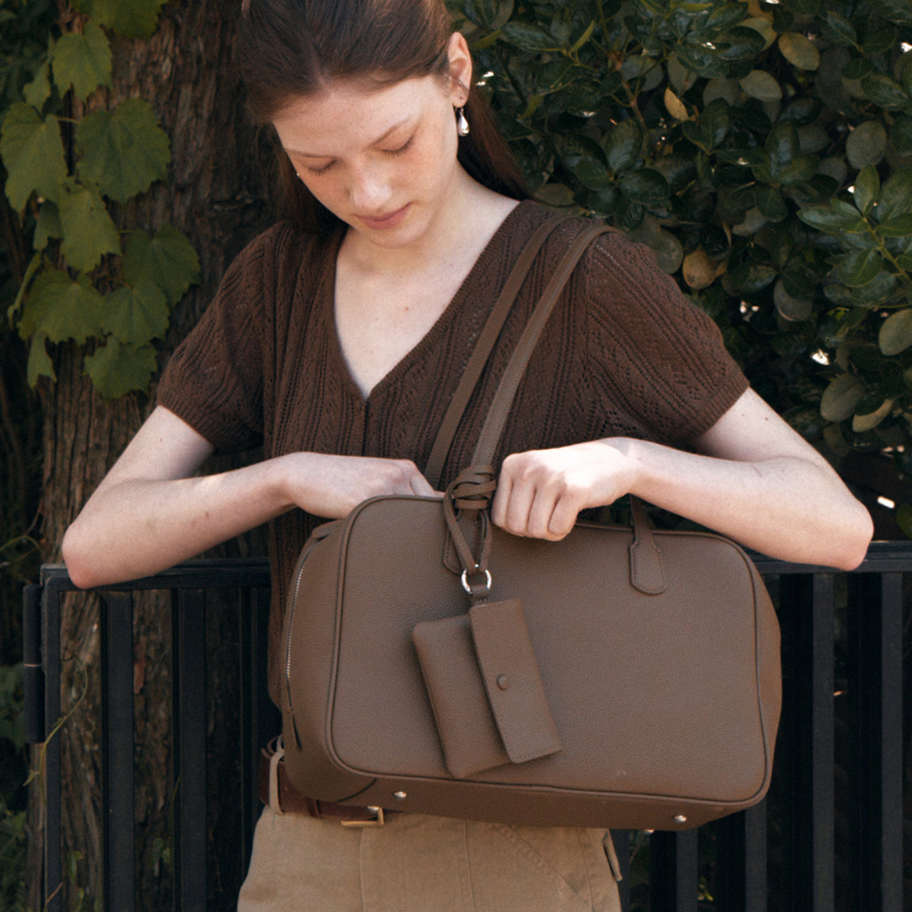 トートバッグ demeriel Cayley Boston Bag Choco Brown CAYLEY BOSTON DE MERIEL】Cayley Boston Bag Plus☆24SS☆韓国 人気☆バッグ