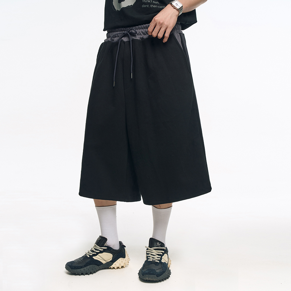 【NOT4NERD】Thorns Side Line Cut Off Bermuda Denim Shorts Thorns Side Line Cut Off Bermuda Denim Shorts - Black - 감도