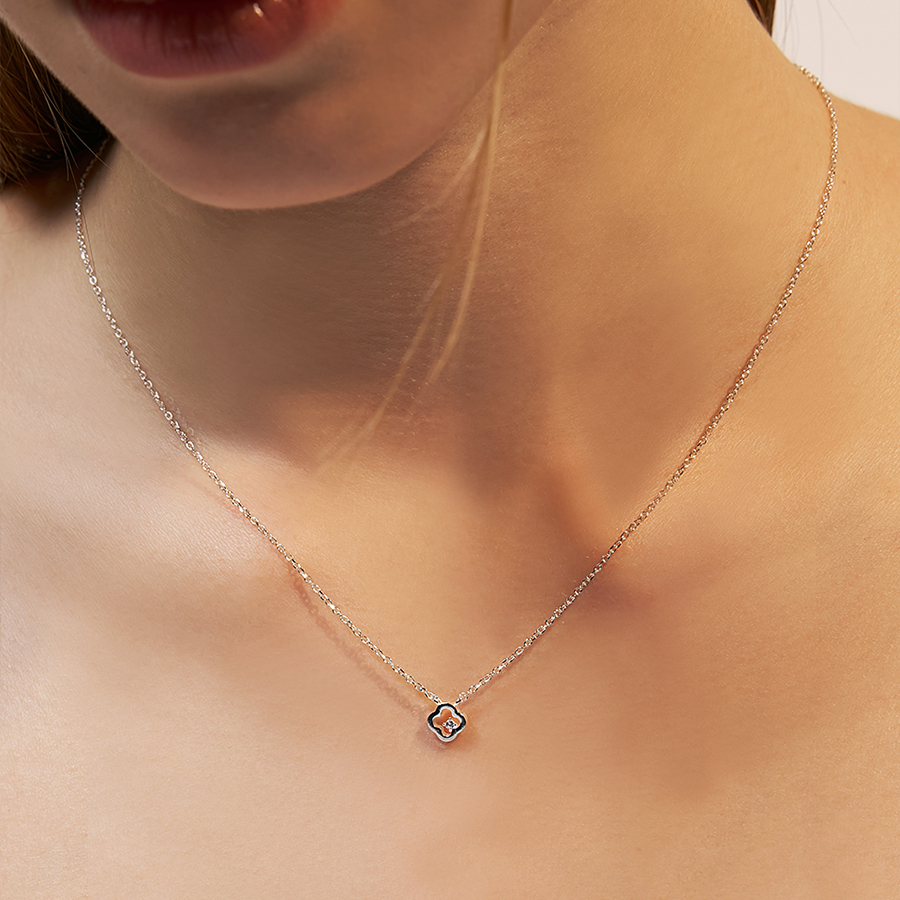 ★Hei★sv925 clover pendant necklace★ohmygirl hyojeong 着用 오마이걸 효정 착용][sv925] clover pendant necklace - 감도