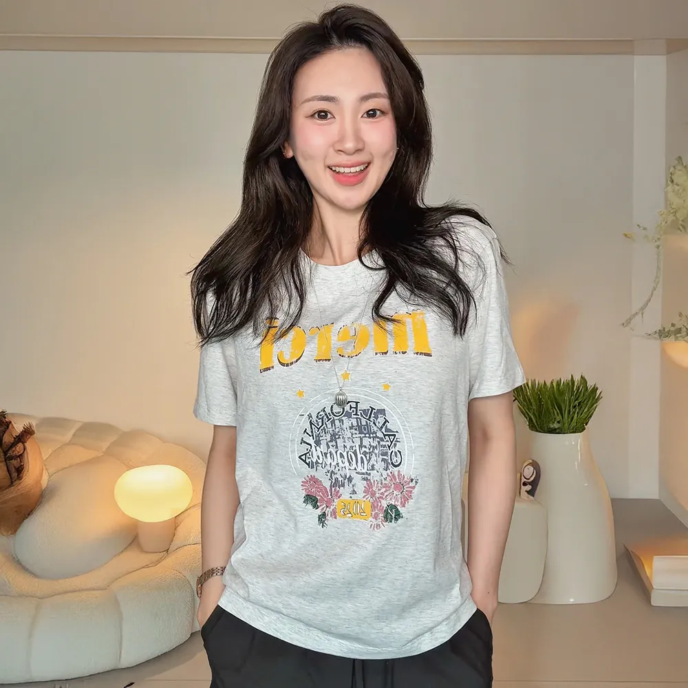 [단독][해서영PICK] Merci Cali Graphic Tee_MB4STN4