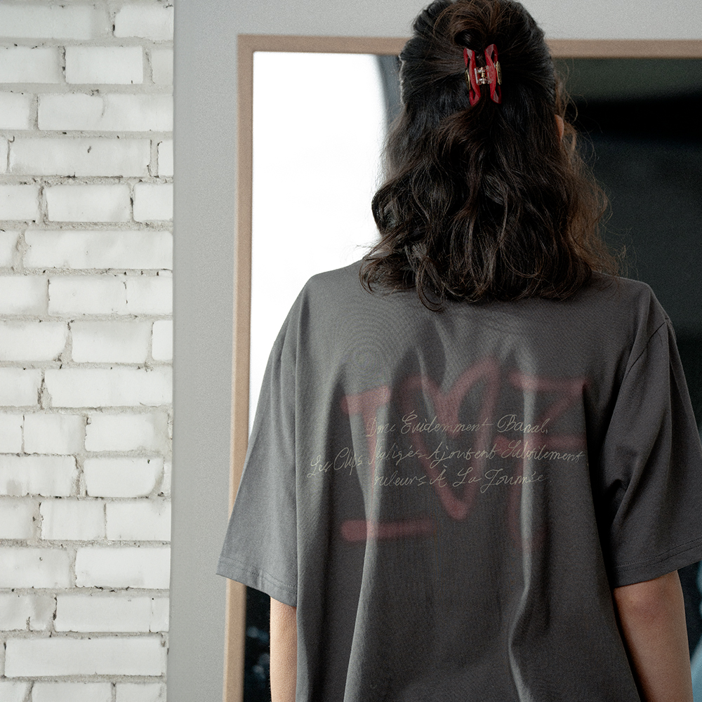 Tired Girl T-Shirt (6color) - 감도 깊은 취향 셀렉트샵 29CM