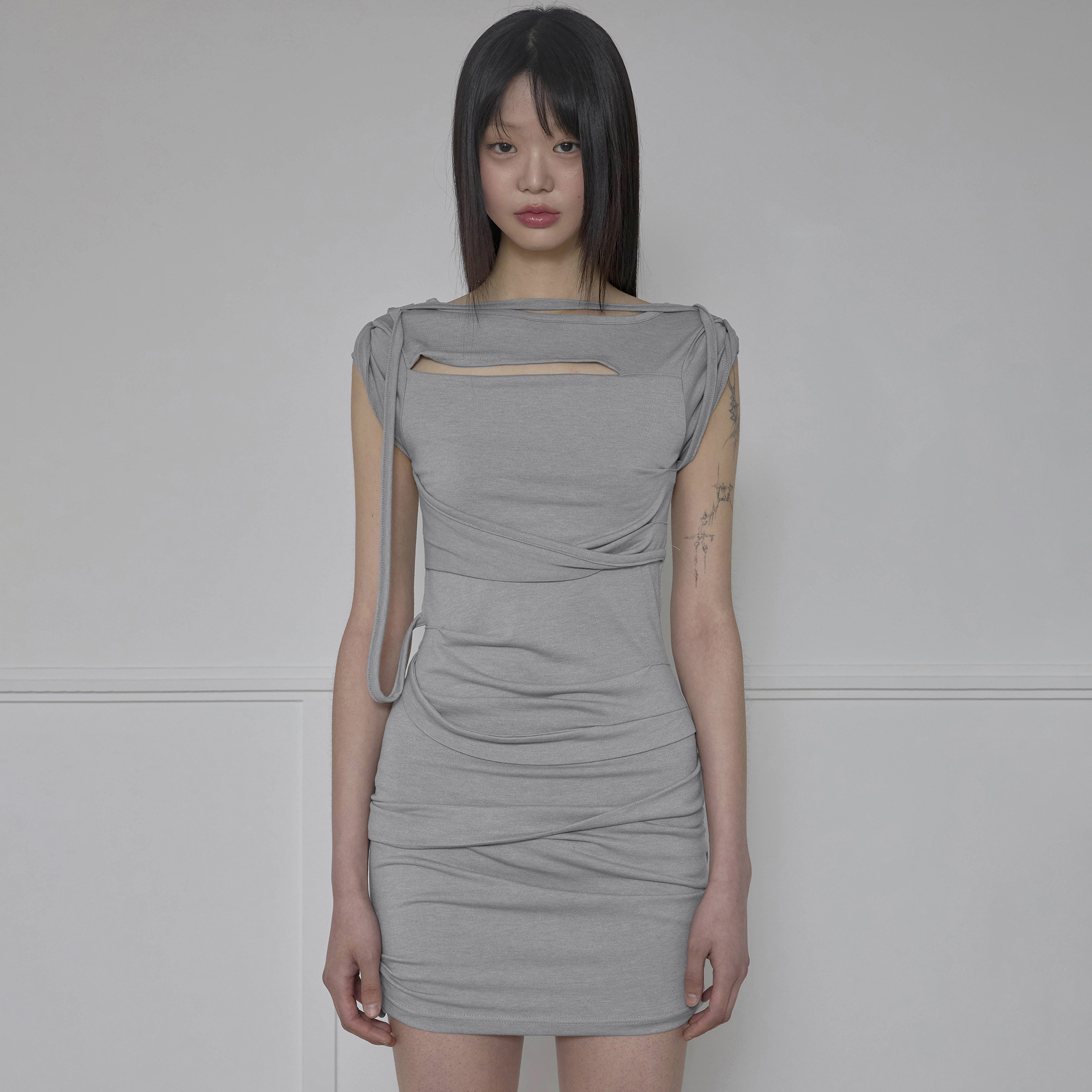 i:e Fluid Capsleeve Dress 01 / Grey - 감도 깊은 취향 셀렉트