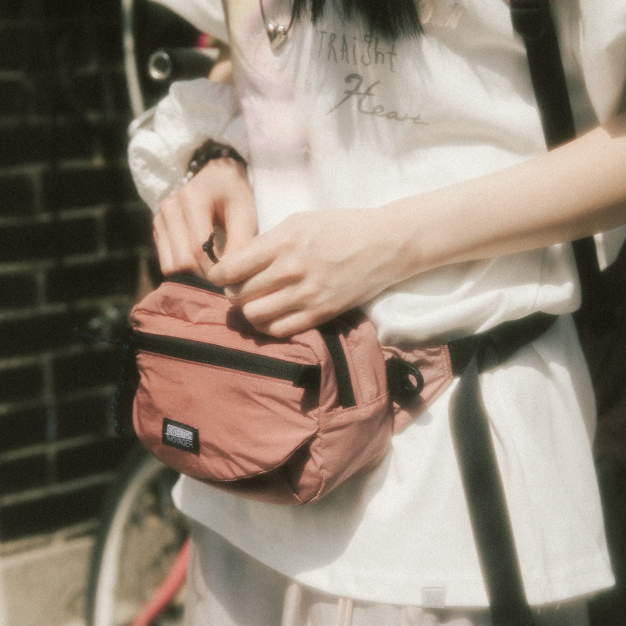★masmarulez★ mama sling waist bag _khaki Beige 마스마룰즈(MASMARULEZ) mama sling waist bag _ khaki Beige