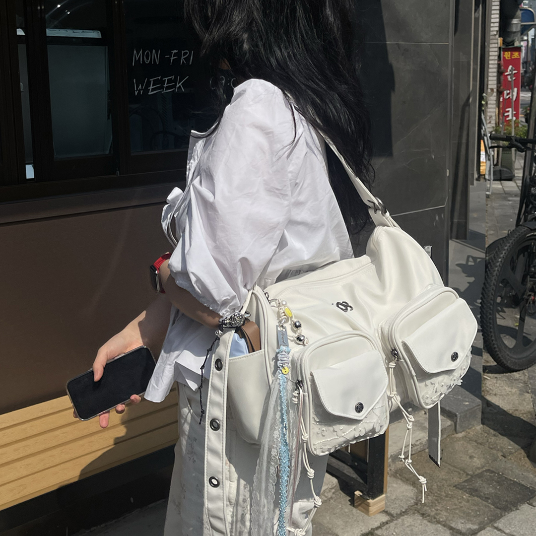 THE MUSEUM VISITOR★韓国★HEART STAR CRACK BOSTON BAG 追跡付 ◇THE MUSEUM VISITOR◇ HEART STAR CRACK BOSTON BAG LEMON 156