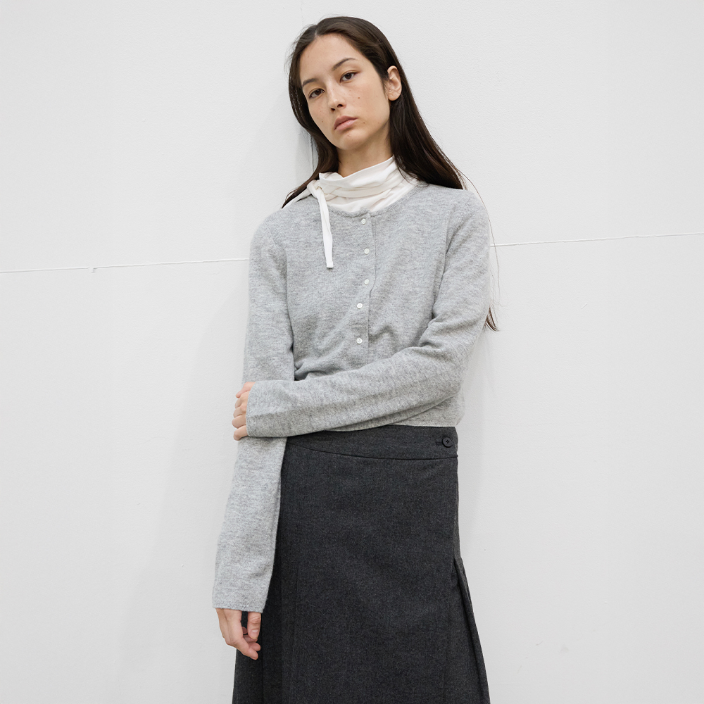 OVY Wool Crew Neck Cardigan L Cosy Yarn Oatmeal Crew Neck Cardigan