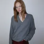 RACCOON V-NECK KNIT_GREY