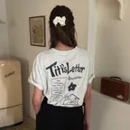 티티 레터 티셔츠_Oatmeal