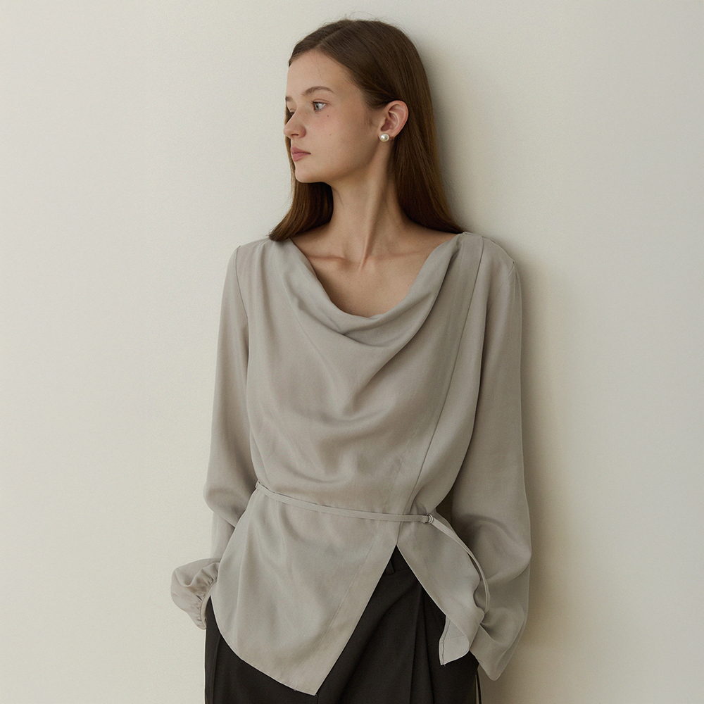 NEWALRIN button Shirring off shoulder top - 감도 깊은 취향