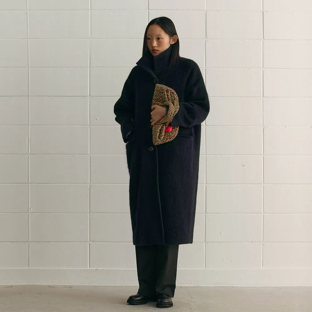[29CM 단독] Alpaca Stitch Coat (Navy)