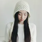HANDMADE CROCHET EARFLAP BEANIE_IVORY