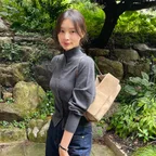 [29CM 단독] Moitie Tote Suede Sand A001_97