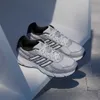 화이트/HQ7282