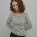 보트넥 핑거홀 롱슬리브 스트라이프 그레이화이트