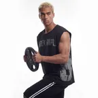 넘버8 컷오프 데미지 슬리브리스 (Black)