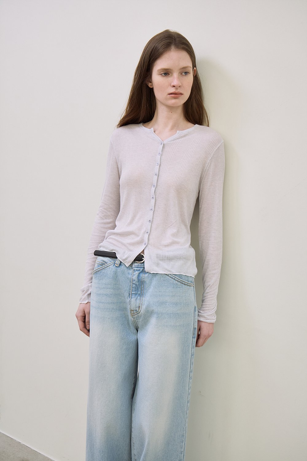르(LE) v-neck ribbed button top (Pale blue) - 사이즈 & 후기 | 무신사