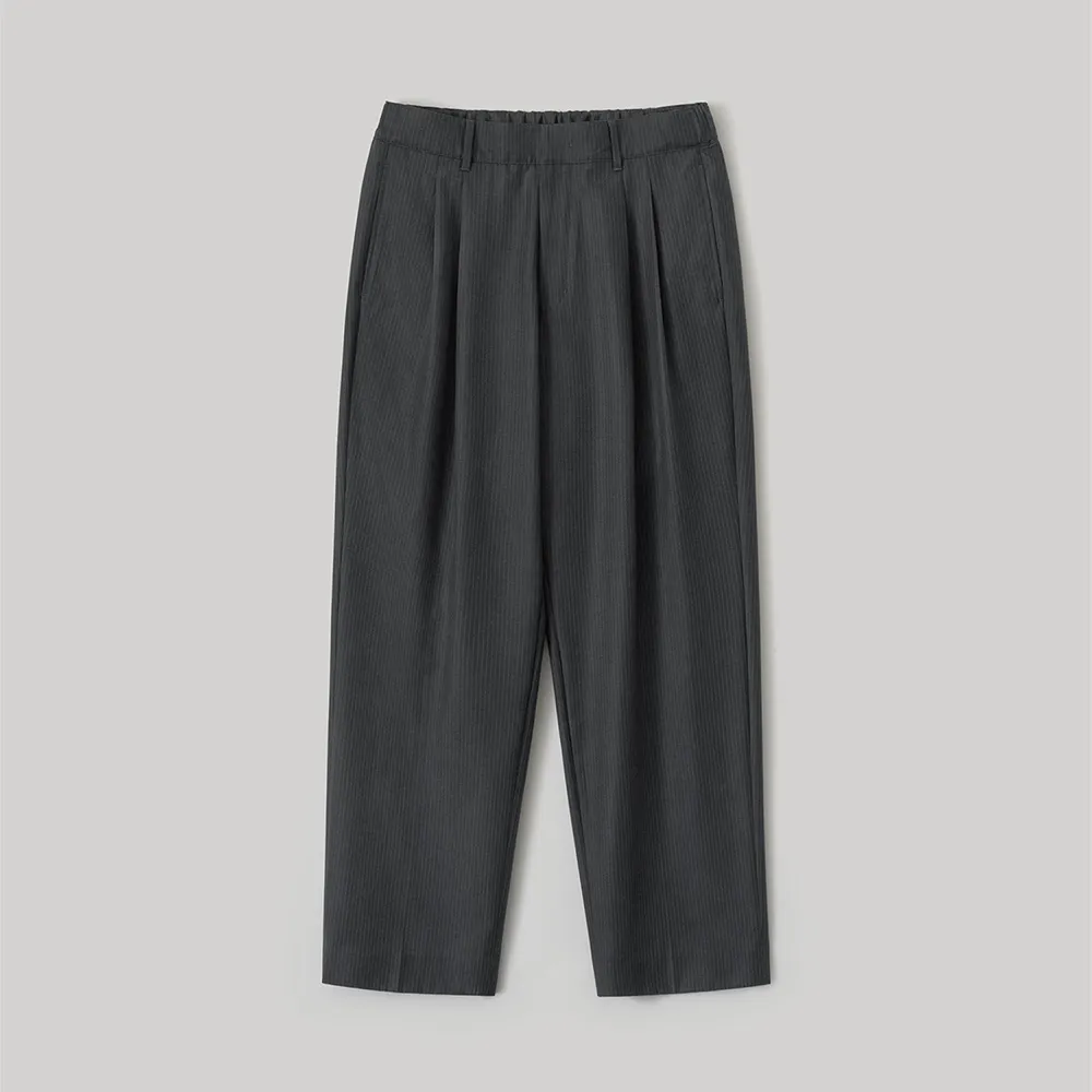 Narrow Stripe Tapered Slacks (Heather Charcoal)
