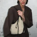 [29CM 단독] Rosie Soft Tote 27 Suede_RCBTX26141BEL
