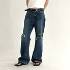 DAMAGED STRAIGHT JEANS [BLUE]