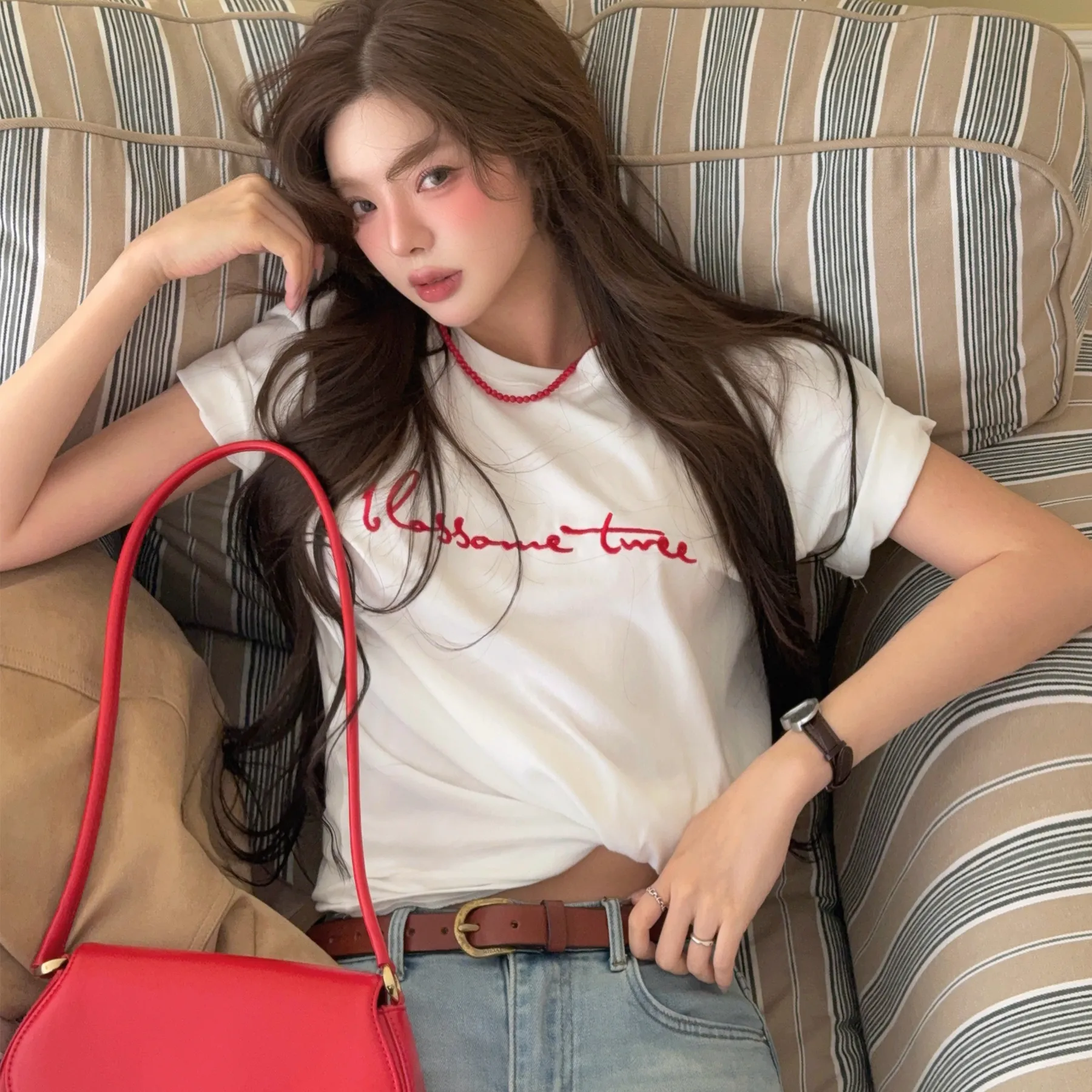 [은채 PICK/컬러추가] 포에지 빅 레터링 자수 티셔츠