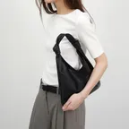 Chad Small Shoulder Bag (Black)