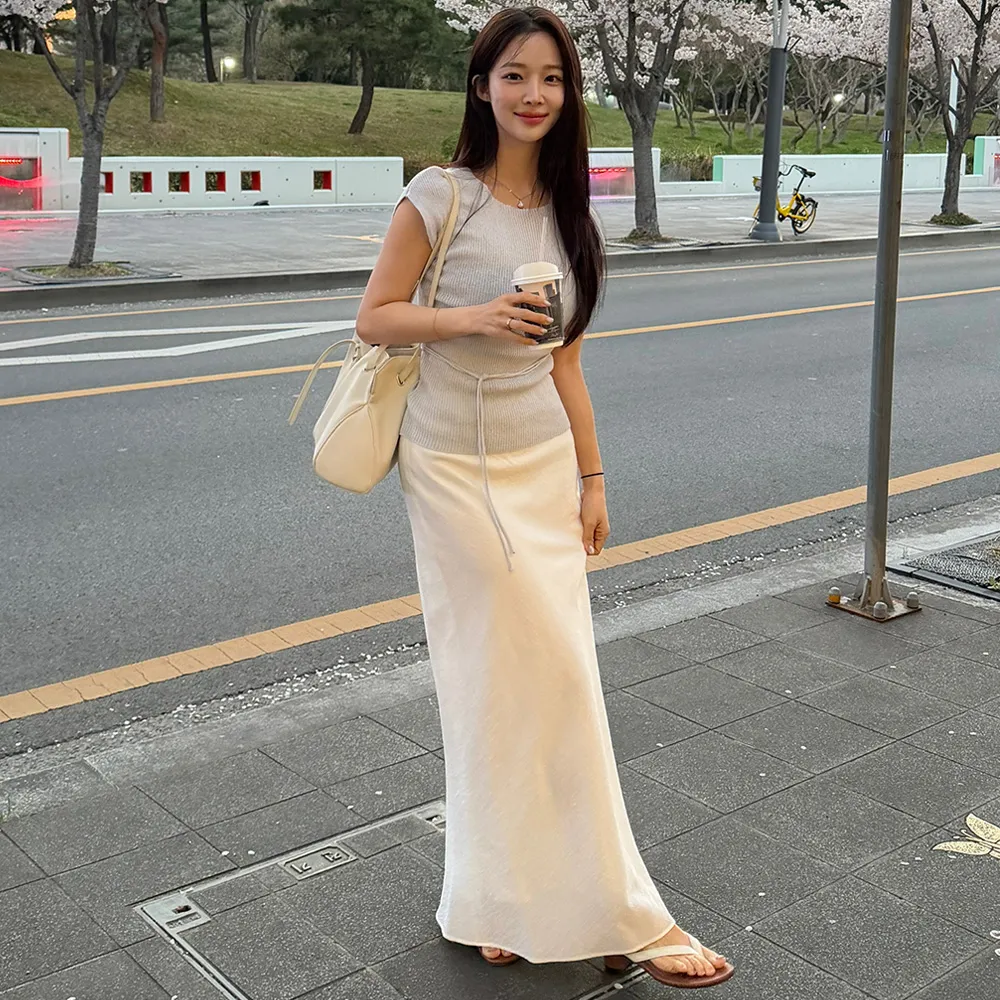 [예린 PICK] textured bias skirt (white)