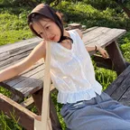 [슈멍 X 29EDITION] V-neck lace sleeveless blouse [FRSP08BL03]_White