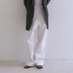 [진화 PICK] Back Side Buckle Two-Tuck Pants_White