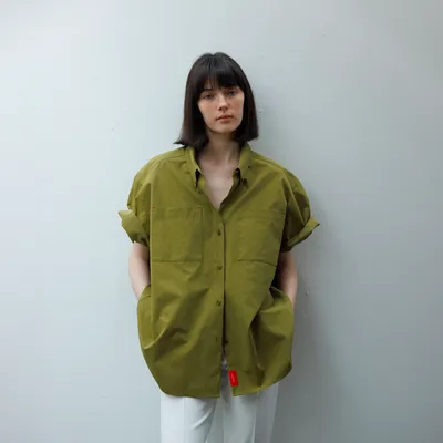 Como Half Shirt in Olive
