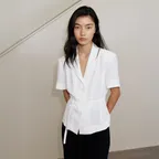 SLIT SHORT-SLEEVED JACKET (IVORY)