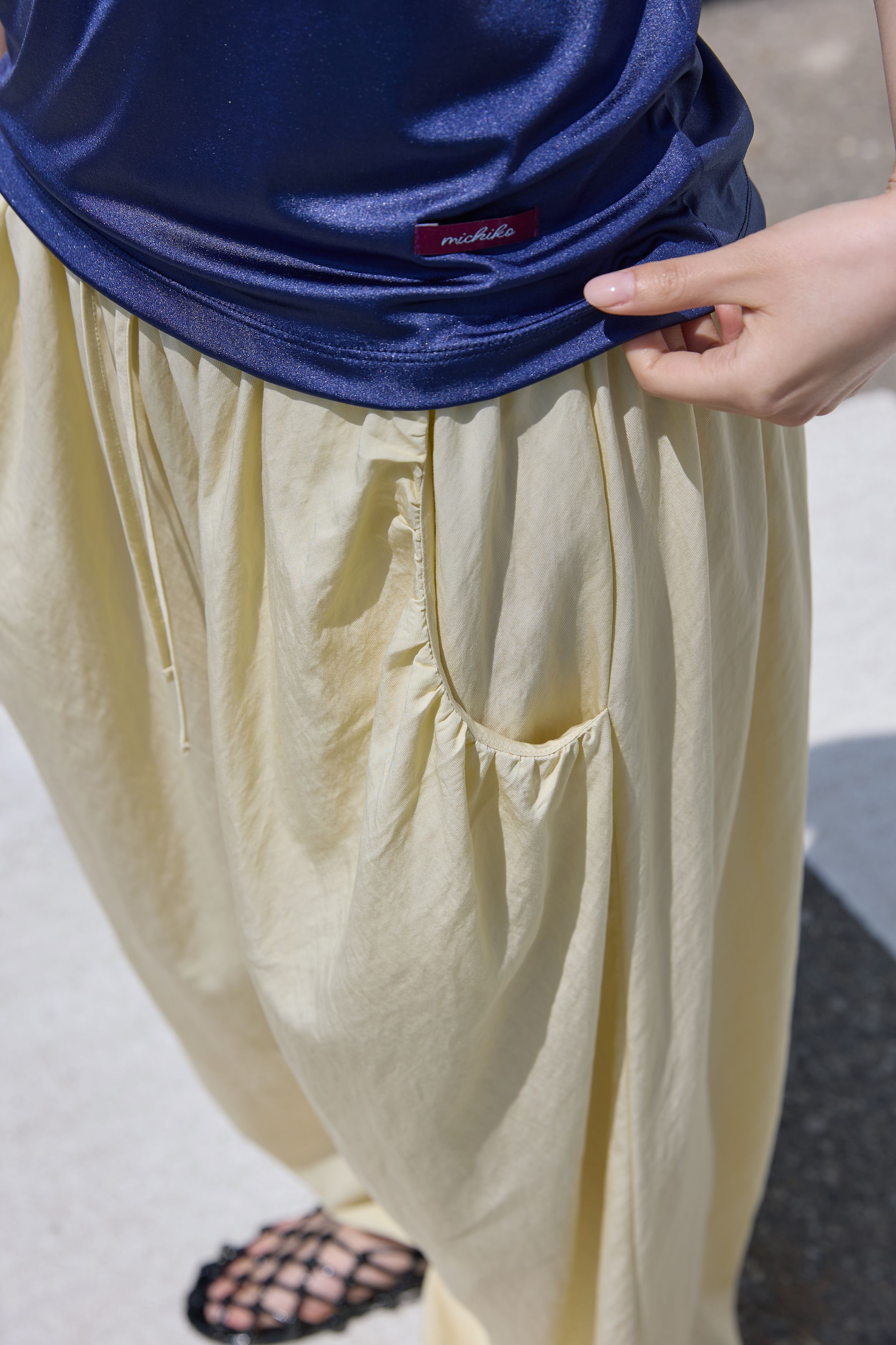 BUTTON DETAIL SHIRRING PANTS - 3 COLORS BUTTER